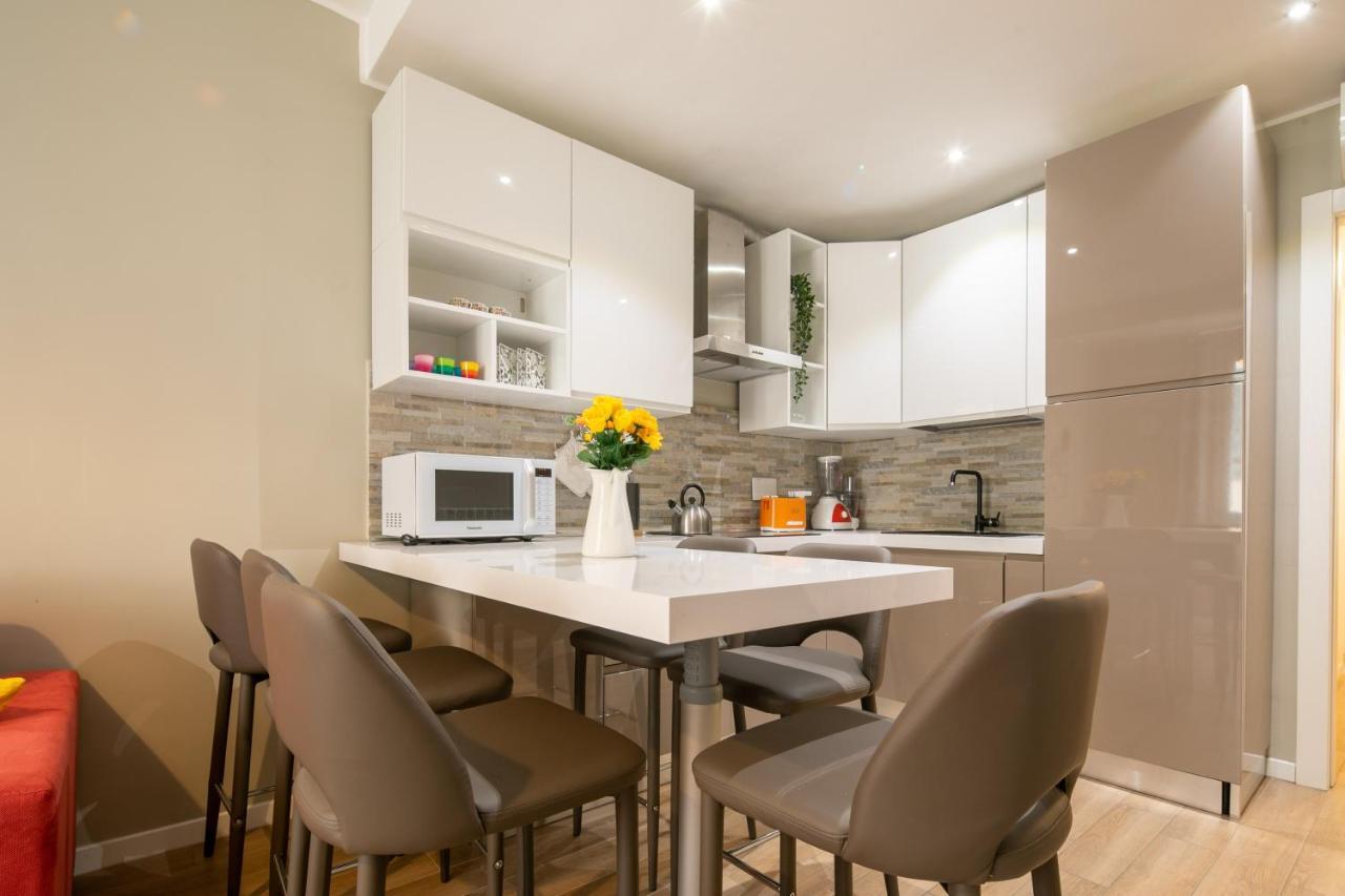 Pepi Modern By Mmega Apartment Florence Luaran gambar